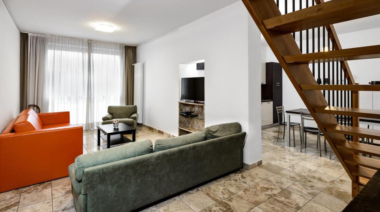 Faber Apartments-Residence Style Arona Exterior foto